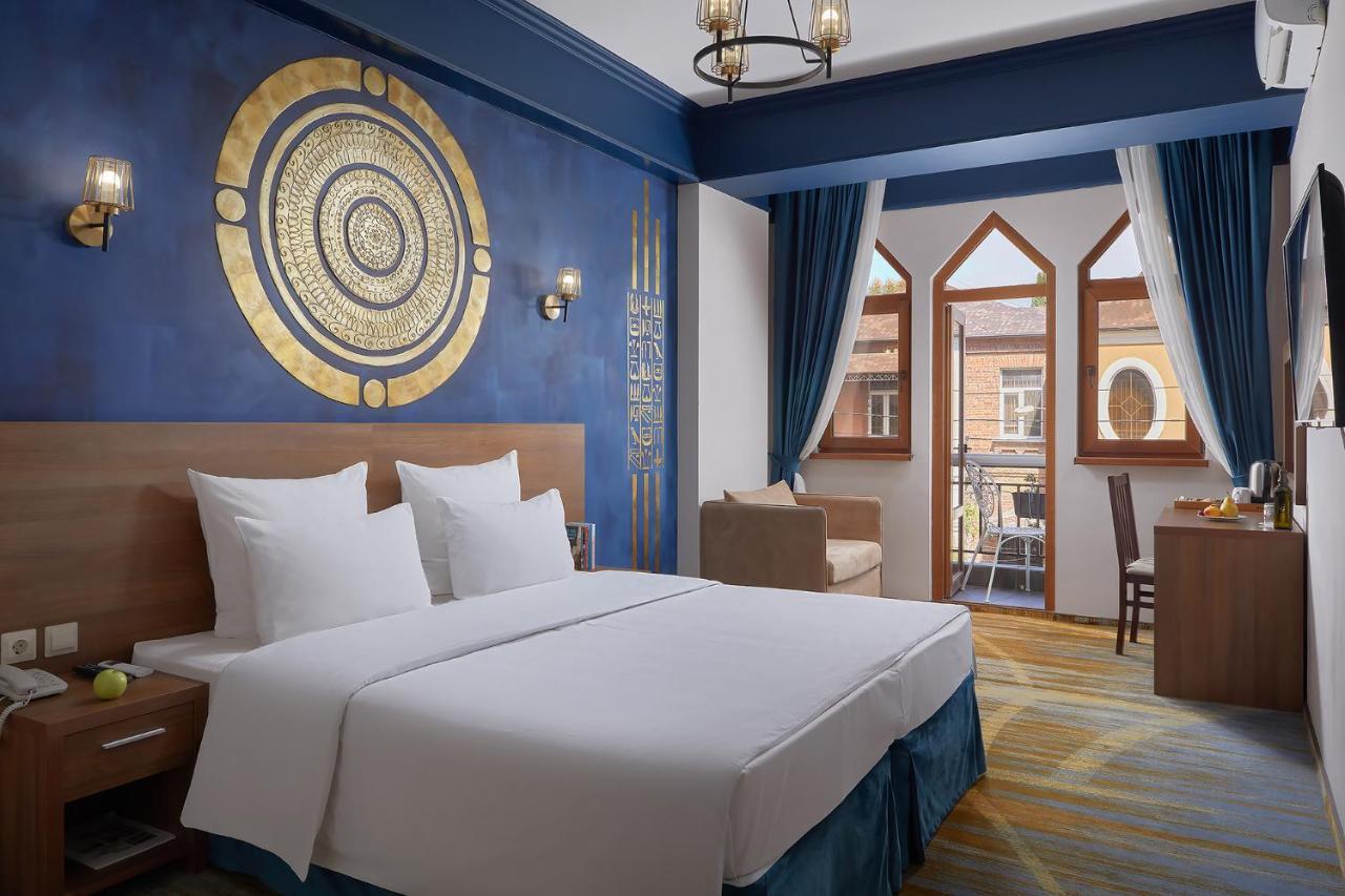 Garuda Boutique Hotel Σουχούμι Εξωτερικό φωτογραφία