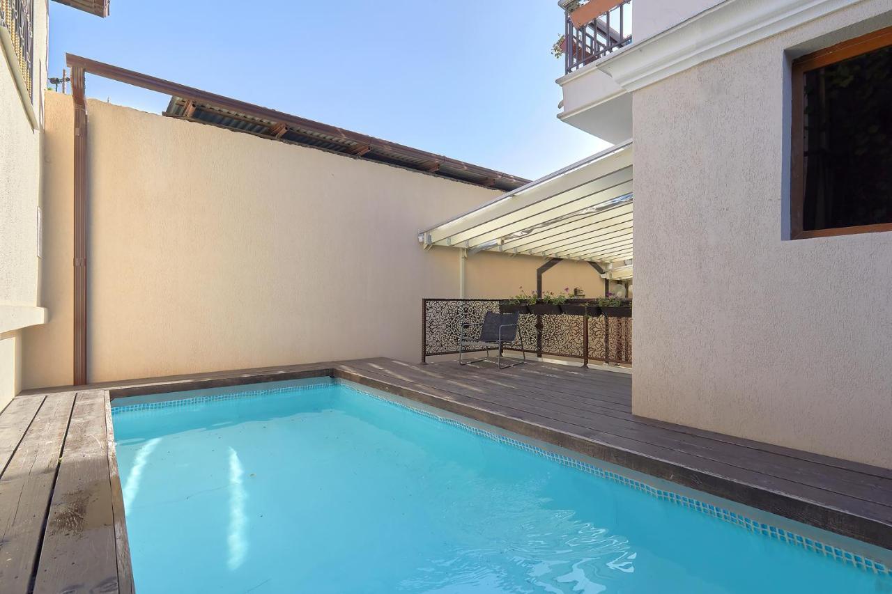 Garuda Boutique Hotel Σουχούμι Εξωτερικό φωτογραφία