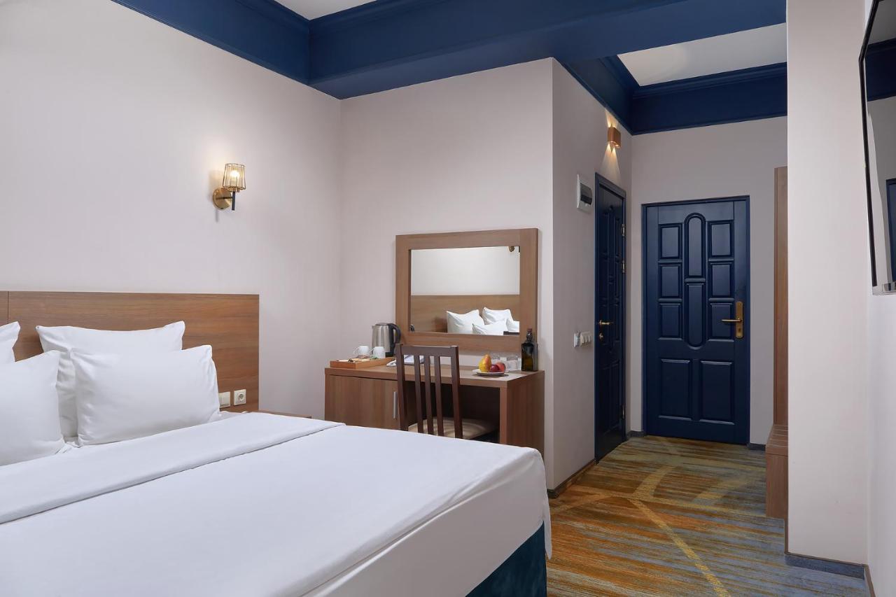 Garuda Boutique Hotel Σουχούμι Εξωτερικό φωτογραφία