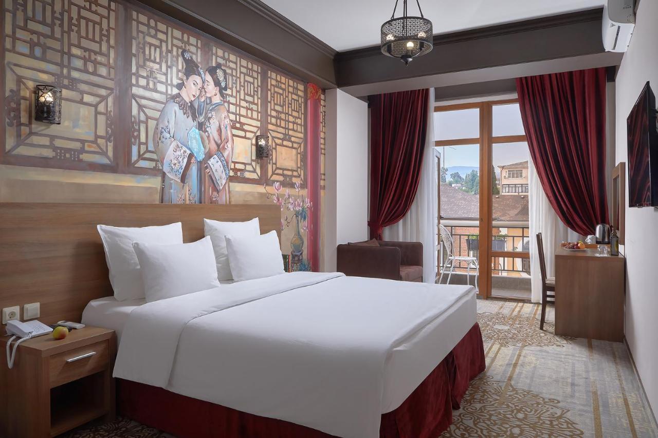 Garuda Boutique Hotel Σουχούμι Εξωτερικό φωτογραφία