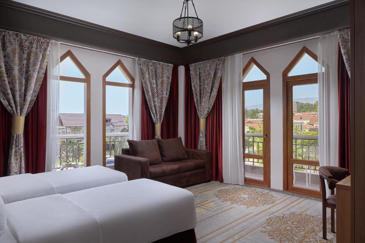 Garuda Boutique Hotel Σουχούμι Εξωτερικό φωτογραφία