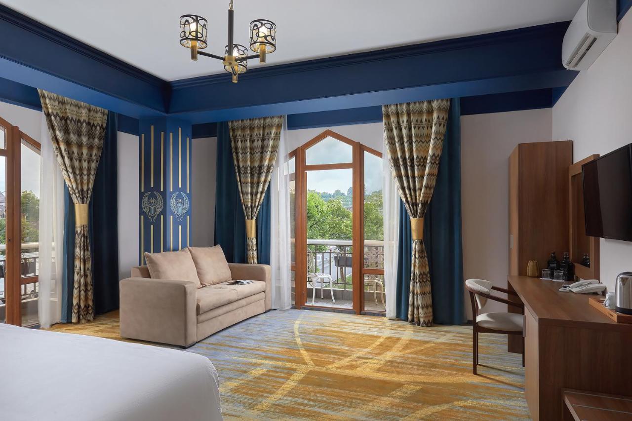 Garuda Boutique Hotel Σουχούμι Εξωτερικό φωτογραφία