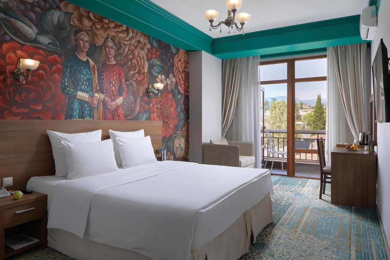 Garuda Boutique Hotel Σουχούμι Εξωτερικό φωτογραφία